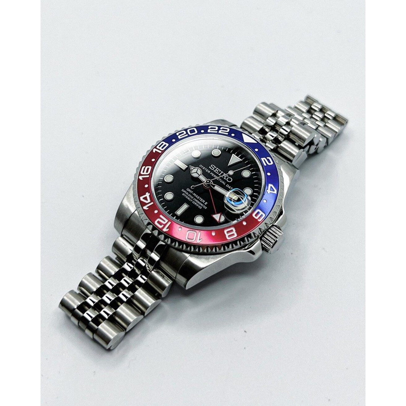 Custom Seiko Mod • Pepsi (aluminum) GMT-Master II on jubilee • 40mm